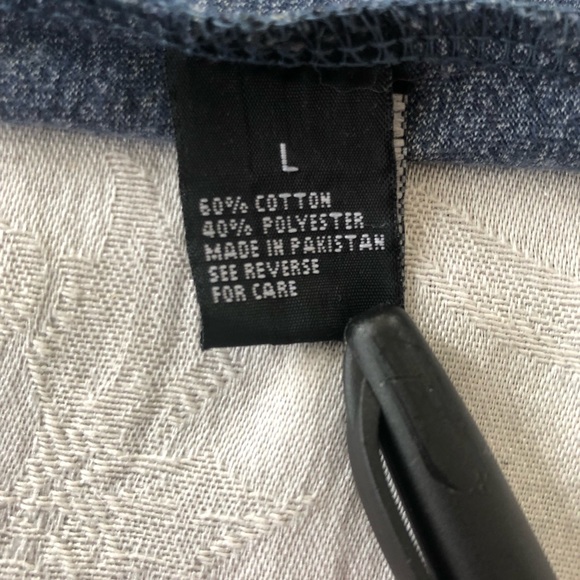 Creative Destruction Short Sleeve T-Shirt Men’s size L Blue W/Yellow Kangaroos - Picture 10 of 13